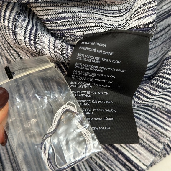 Club Monaco Knit A-Line Skirt XS - Picture 5 of 5